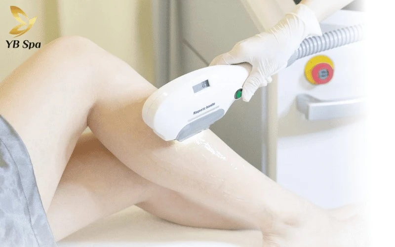 YB Spa ứng dụng công nghệ Nano Diamond Light độc quyền giúp triệt lông trúng đích, đảm bảo an toàn và không gây bỏng rát cho da