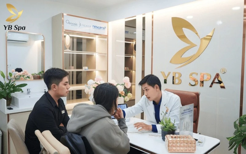 YB Spa xây dựng lộ trình trị liệu riêng biệt dựa trên kết quả soi da chuyên sâu nhằm đảm bảo hiệu quả tối ưu cho từng tình trạng da cụ thể