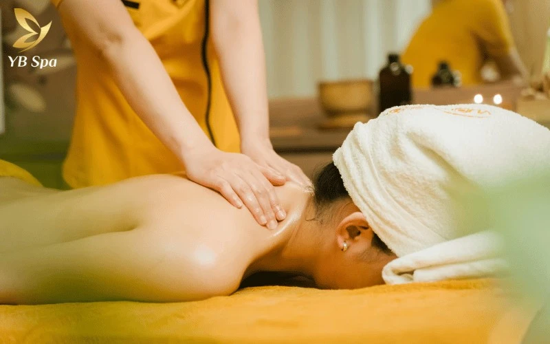 Liệu trình phục hồi sau sinh tại Vuông Tròn Spa kết hợp xông hơ cổ truyền và ấn huyệt giúp sản phụ nhanh chóng lấy lại vóc dáng và cân bằng tâm lý