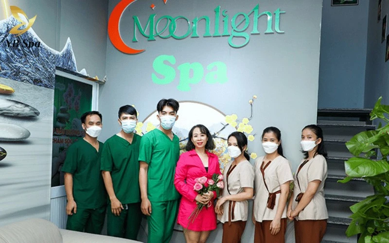 Top 9 Spa Chăm Sóc Da Tại Quận 4 Uy Tín Chất Lượng 2026 16 Sở hữu làn da trắng hồng khỏe mạnh với công nghệ tắm trắng phi thuyền hồng ngoại giúp phá hủy sắc tố melanin từ sâu bên trong
