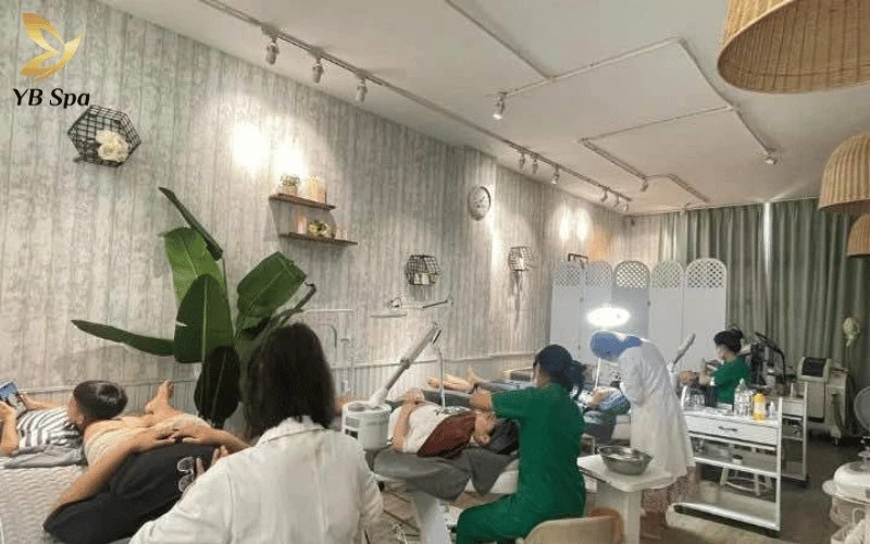 Top 6 Spa Quận 8 Chăm Sóc Da Uy Tín, Chất Lượng 2026 14 Oshora Organic Clinic & Spa là địa chỉ lý tưởng tại Quận 8 cho những khách hàng theo đuổi lối sống xanh và các liệu pháp làm đẹp thuần chay