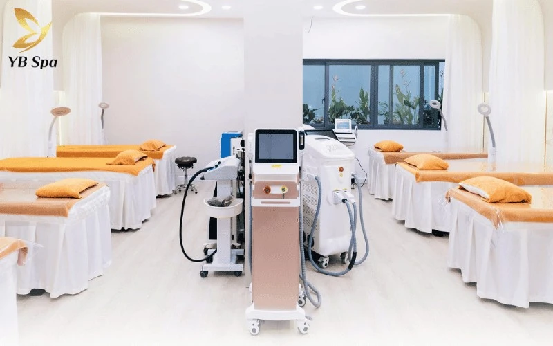 Top 6 Spa Chăm Sóc Da Tại Thủ Đức Uy Tín, Chất Lượng 2026 13 YB Spa tự hào mang đến giải pháp triệt lông tận gốc, không đau rát nhờ siêu công nghệ Nano Diamond Light tích hợp hệ thống làm lạnh âm độ