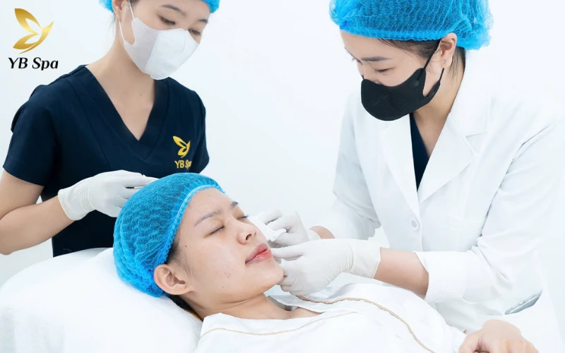 YB Spa - Hệ thống trị nám hàng đầu: Với mạng lưới cơ sở phủ rộng khắp miền Nam, YB Spa khẳng định vị thế dẫn đầu trong lĩnh vực điều trị sắc tố nhờ sự kết hợp hoàn hảo giữa chuyên môn và công nghệ.