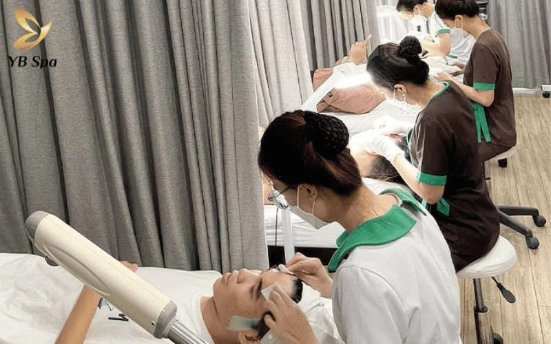 Top 6 Spa Trị Thâm Nách Hiệu Quả Tại Tphcm 12 Đánh bay thâm nách do tích tụ tế bào chết nhờ tổ hợp acid hữu cơ sinh học được kiểm soát nghiêm ngặt bởi bác sĩ tại Hasaki Clinic