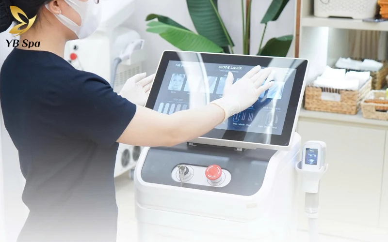 Tự tin trải nghiệm dịch vụ triệt lông chuẩn y khoa tại chuỗi hệ thống thẩm mỹ lớn nhất Sài Gòn với gần 10 năm uy tín