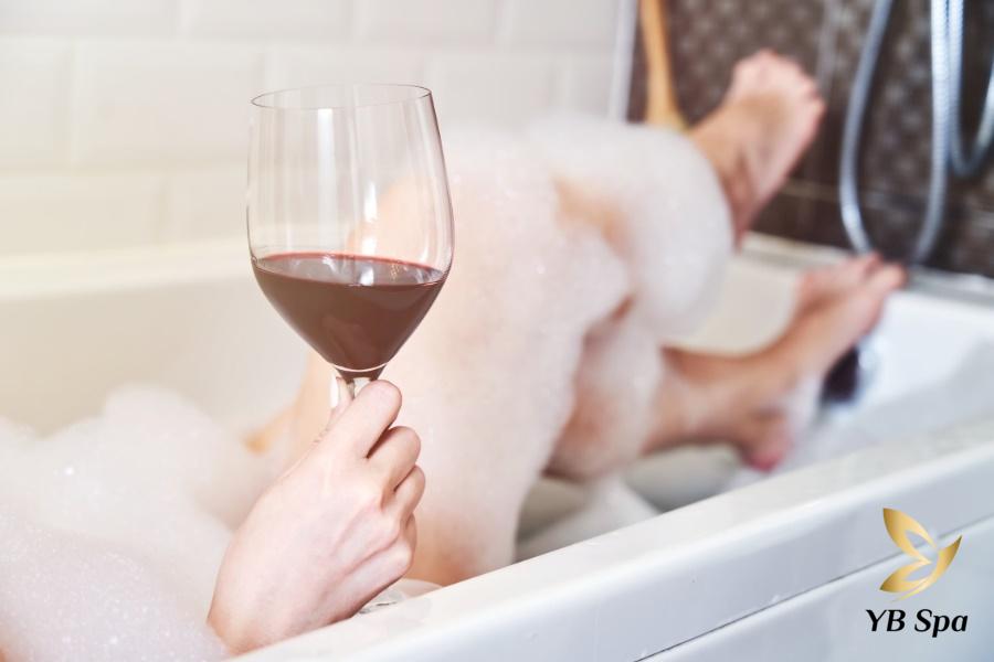 Bật mí 21 cách tắm trắng tại nhà bật tone nhanh cho chị em 31 Rượu vang