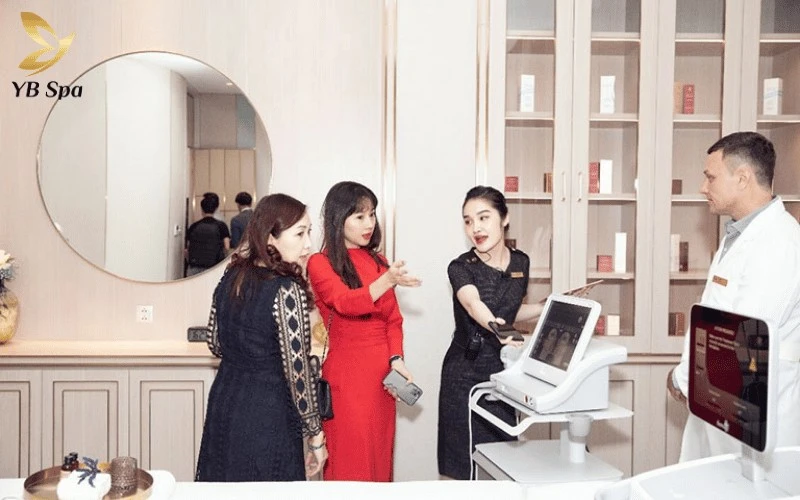 Top 8 Thẩm Mỹ Viện Phú Nhuận Uy Tín, Chất Lượng 2026 17 Lấy lại nét thanh xuân và vóc dáng thon gọn an toàn nhờ những giải pháp nâng cơ, giảm béo ứng dụng công nghệ cao tiên tiến hàng đầu tại Lavender By Chang