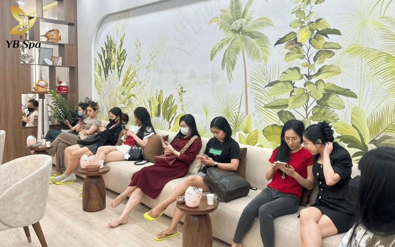 Top 6 Thẩm Mỹ Viện Quận 12 Uy Tín, Chất Lượng 2026 13 Với tỷ lệ hài lòng trên 95%, YB Spa khẳng định chất lượng dịch vụ vượt trội qua kết quả nâng cơ và trẻ hóa da rõ rệt