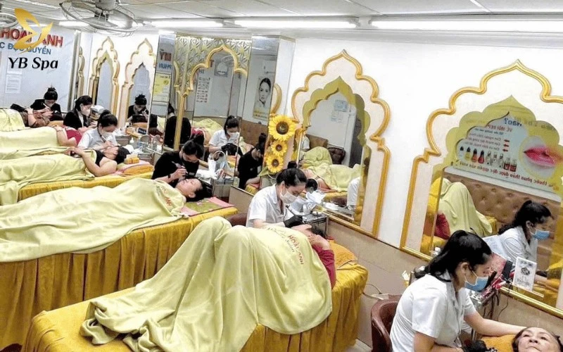 Top 6 Thẩm Mỹ Viện Quận 12 Uy Tín, Chất Lượng 2026 15 Lựa chọn Hoài Anh để sở hữu nét đẹp nhẹ nhàng, thuần khiết nhờ sự kết hợp giữa chất liệu mực hữu cơ và kỹ thuật đi sợi tinh tế