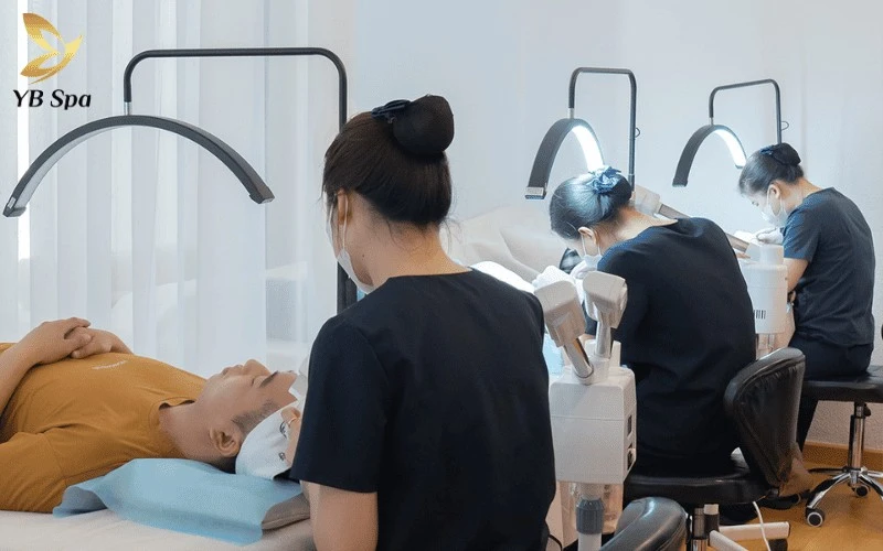 Top 6 Thẩm Mỹ Viện Quận 12 Uy Tín, Chất Lượng 2026 16 Quy trình điều trị mụn tại Gà Spa tuân thủ các tiêu chuẩn y khoa nghiêm ngặt, loại bỏ hoàn toàn nguy cơ lây nhiễm chéo cho khách hàng