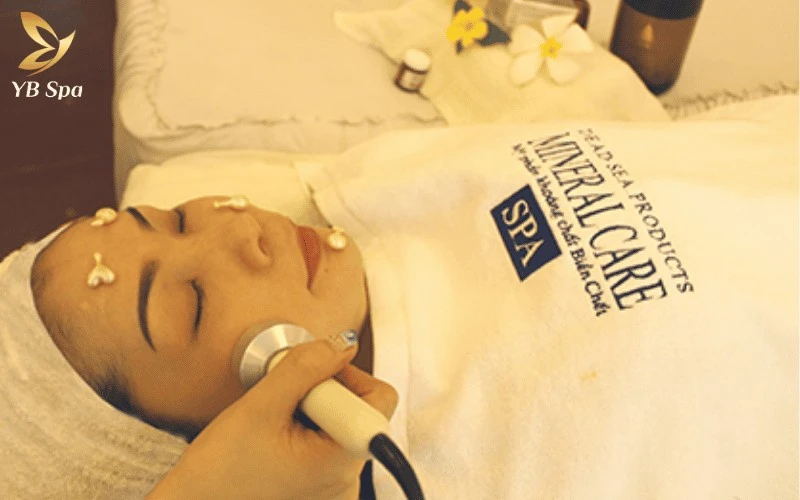 Sở hữu làn da căng bóng, ngậm nước nhờ liệu trình trẻ hóa da bằng dịch ốc sên và tinh chất thảo dược tự nhiên tại Thẩm Mỹ Viện Nữ Hoàng