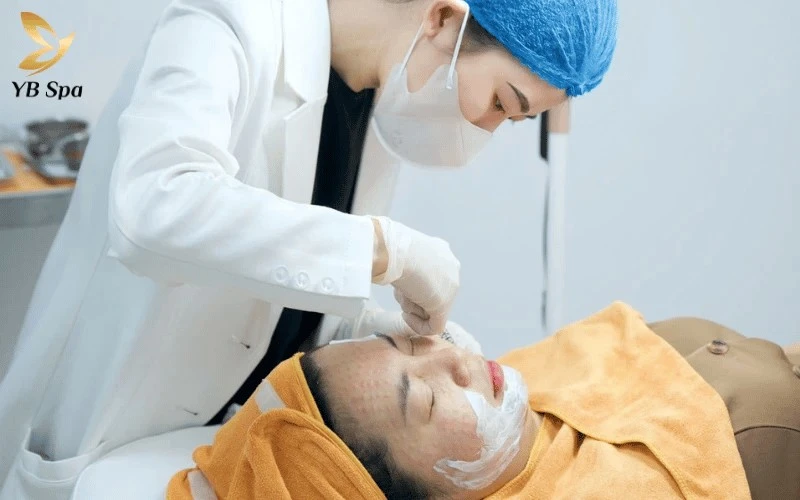 Top 5 Thẩm Mỹ Viện Quận 8 Uy Tín, Chất Lượng 2026 13 Phương pháp vi tiêm Mesotherapy tại YB Spa kích thích cơ chế tự chữa lành, tăng sinh collagen tự nhiên cho làn da săn chắc và đàn hồi