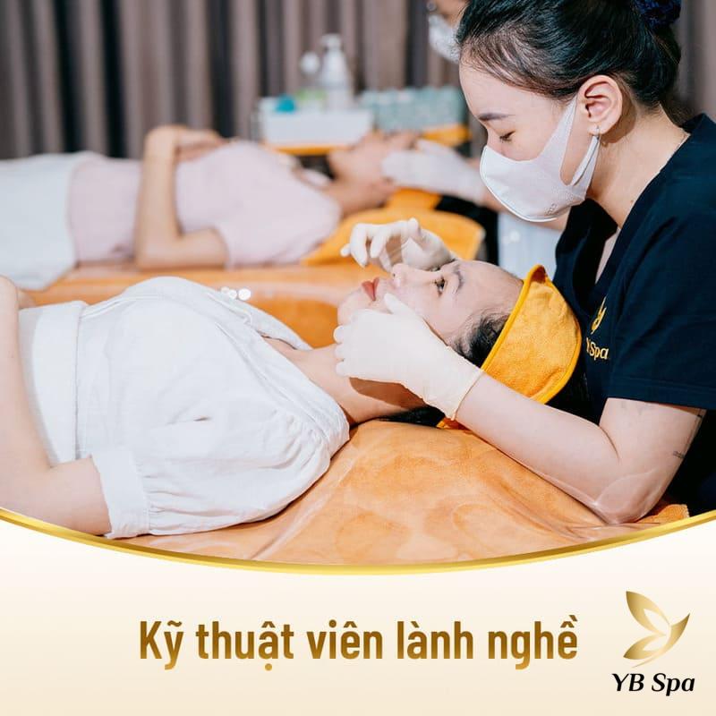 Thức khuya có nổi mụn không? Ảnh hưởng đến da như thế nào? 28 YB Spa tự hào là cơ sở điều trị mụn uy và chất lượng hàng đầu với quy trình điều trị chăm sóc da chuẩn y khoa 13 bước