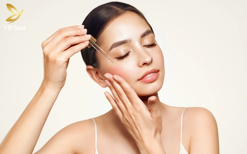 Cấp ẩm đa tầng giúp bảo vệ làn da sau liệu trình, đồng thời thúc đẩy hiệu ứng căng mọng đạt mức tối ưu nhất.