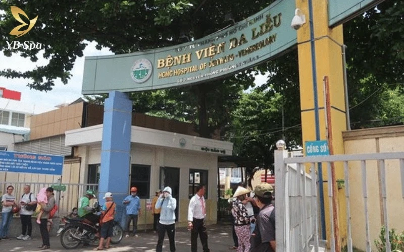 Khoa Thẩm mỹ da Bệnh viện Da liễu TP.HCM quy tụ đội ngũ bác sĩ là giảng viên đầu ngành, am hiểu tường tận về giải phẫu học mạch máu