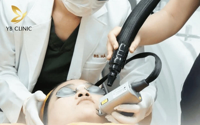Trẻ Hóa Da Bằng Laser Có Tốt Không? Ưu Điểm Và Nhược Điểm 9 Trẻ hóa da bằng laser tạo tổn thương giả vi điểm, giúp kích thích quá trình tự chữa lành.