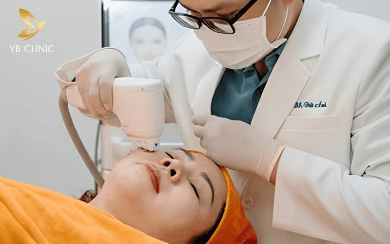 5 Phương Pháp Chăm Sóc Trẻ Hóa Da Tuổi 40 Tại Nhà 16 Trẻ hóa da công nghệ cao LinearZ và Density tại YB Spa giúp nâng cơ, kiến tạo gương mặt thon gọn.
