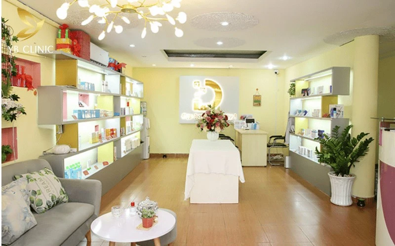 Top 6 Spa Trị Thâm Mông Tại Tphcm Uy Tín, Chất Lượng 9 Khách hàng được bác sĩ da liễu tư vấn và đánh giá tình trạng thâm mông trước khi điều trị tại Dr.Choice Clinic.
