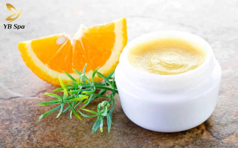 5 cách trị thâm mụn cấp tốc sau 1 đêm giúp da sáng đều màu 31 Kem chứa Vitamin C (L-Ascorbic Acid)