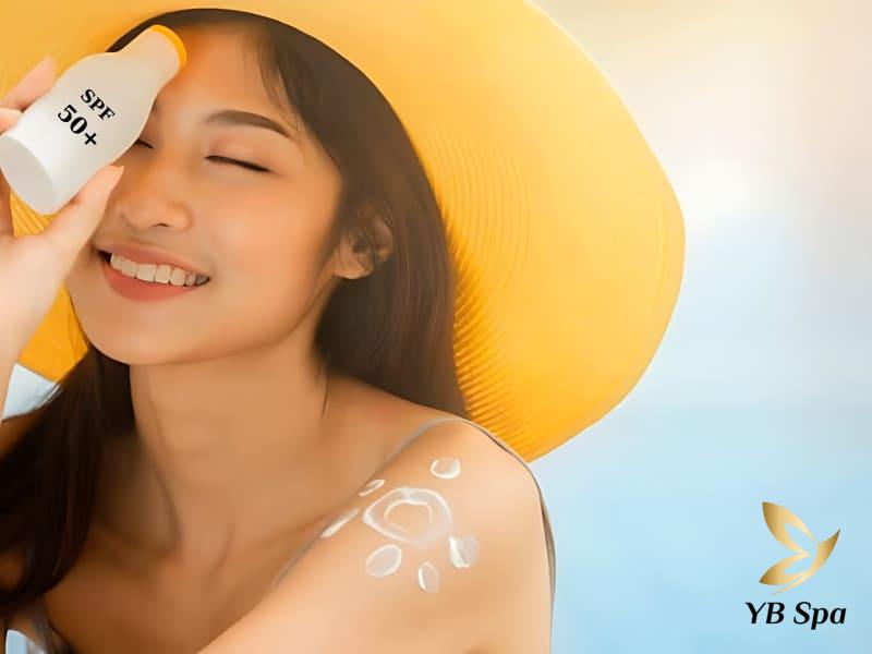Triệt lông bằng Diode Laser có hại không? 25 Thoa kem chống nắng