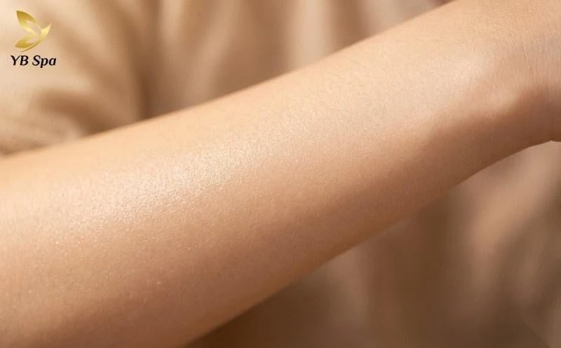 Không chỉ triệt lông, DPL còn kích thích collagen giúp làn da vùng điều trị sáng mịn, trẻ hóa.