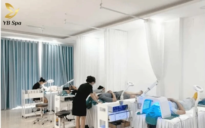 Dải ánh sáng thông minh của công nghệ New Elight chỉ tập trung phá hủy nang lông, giúp bảo vệ tối đa cấu trúc da nhạy cảm