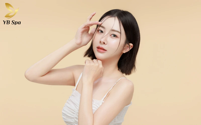 Triệt lông mặt giúp loại bỏ lớp "màn che" tối màu, trả lại làn da sáng mịn và rạng rỡ ngay lập tức