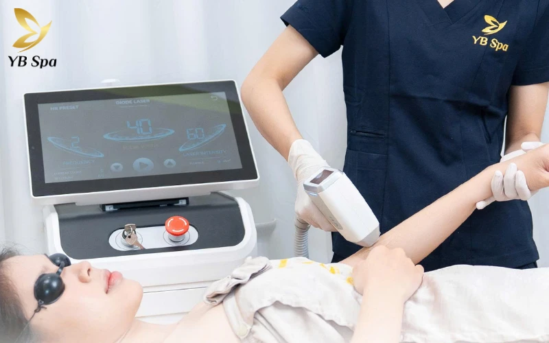 Nano Diamond Light được xem là "vị cứu tinh" cho làn da mặt với khả năng triệt lông tận gốc và cực kỳ êm ái