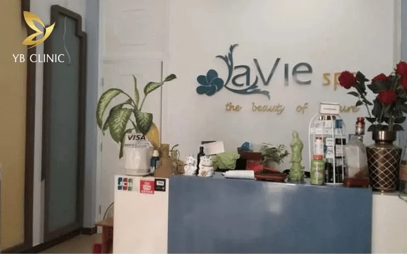 Top 8 Spa Triệt Lông Quận 2 Uy Tín, Không Đau Rát 14 LaVie Spa ứng dụng công nghệ Diode Laser thế hệ mới giúp phá hủy tận gốc nang lông một cách an toàn và không gây tổn thương da