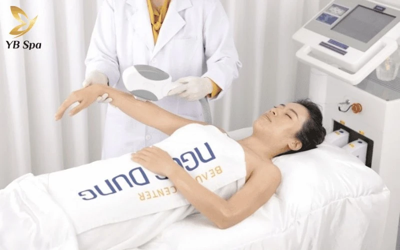 Sở hữu làn da tay không tì vết nhờ quy trình triệt lông chuyên sâu, an toàn và tối ưu cho mọi tình trạng da tại Ngọc Dung