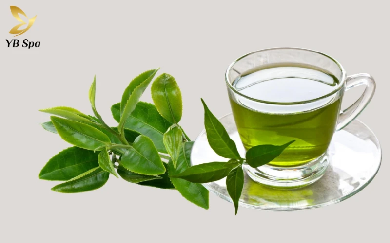 Trà xanh - Uống gì để trị mụn nội tiết hiệu quả