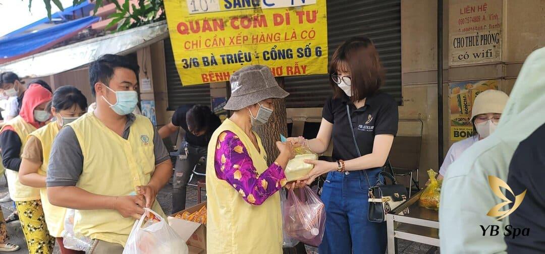 Yb Spa Hoat Dong Phat Com Thien Nguyen Ho Tro Benh Nhan Ung Thu Tai Benh Vien Cho Ray 2023 4