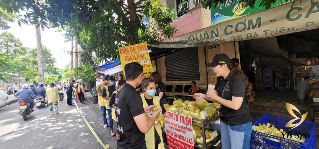 Yb Spa Hoat Dong Phat Com Thien Nguyen Ho Tro Benh Nhan Ung Thu Tai Benh Vien Cho Ray 2023 7