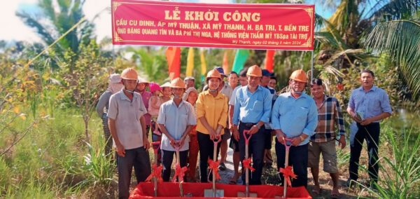 Lễ Khởi Công Xây Dựng Cầu Cu Đinh (Bến Tre) - YB Group Đồng Hành Cùng Sứ Mệnh Xây Dựng Cộng Đồng 26 Lễ Khởi Công Xây Dựng Cầu Cu Đinh (Bến Tre) – YB Group Đồng Hành Cùng Sứ Mệnh Xây Dựng Cộng Đồng